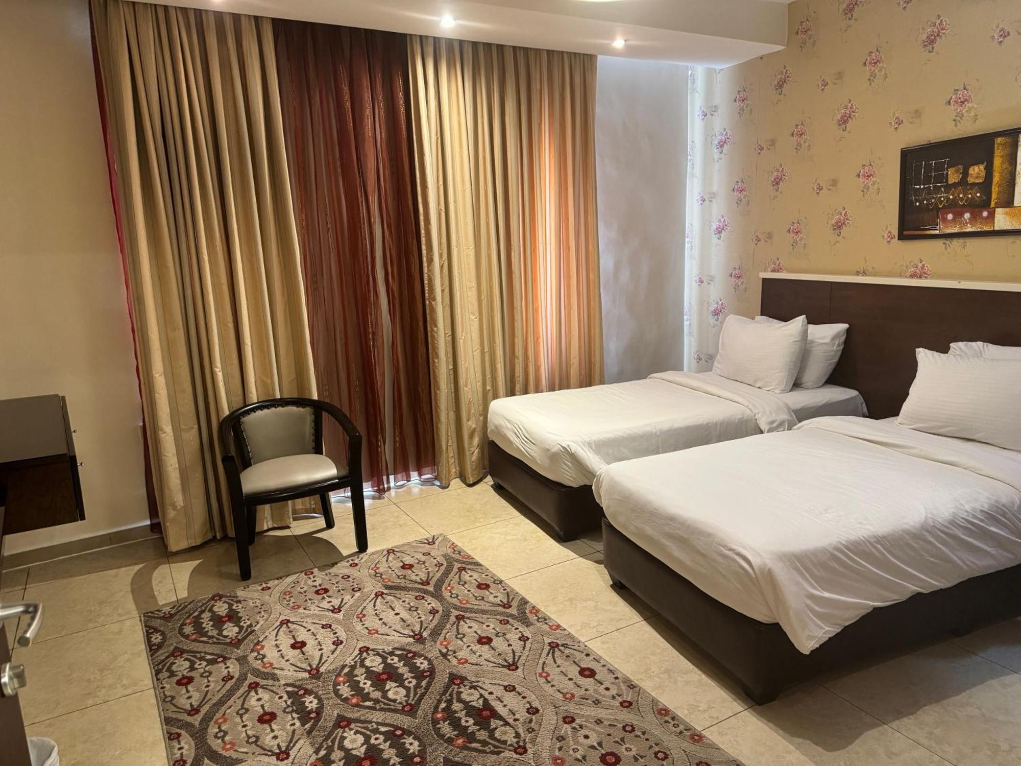 City Rose Hotel Suites Amman Esterno foto